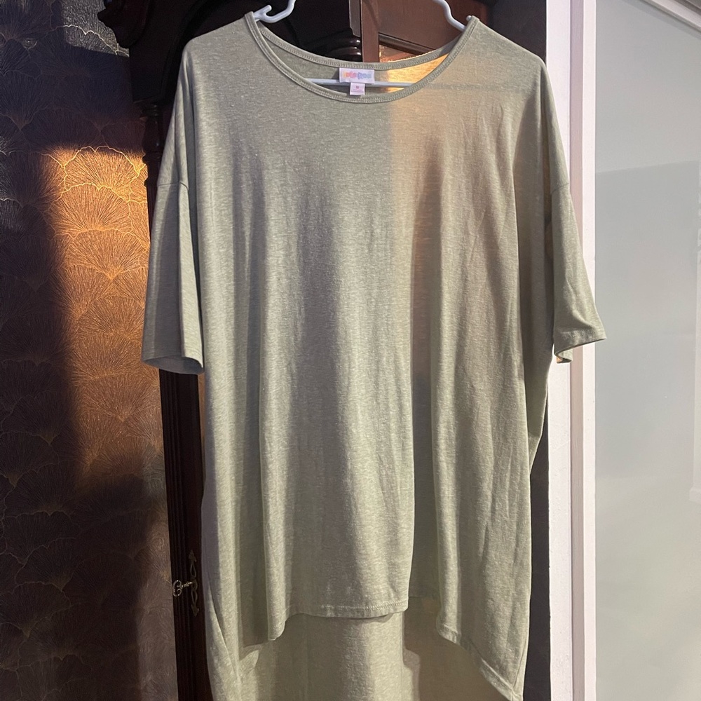 This is a up down long shirt good for after shower Lazy day around the house